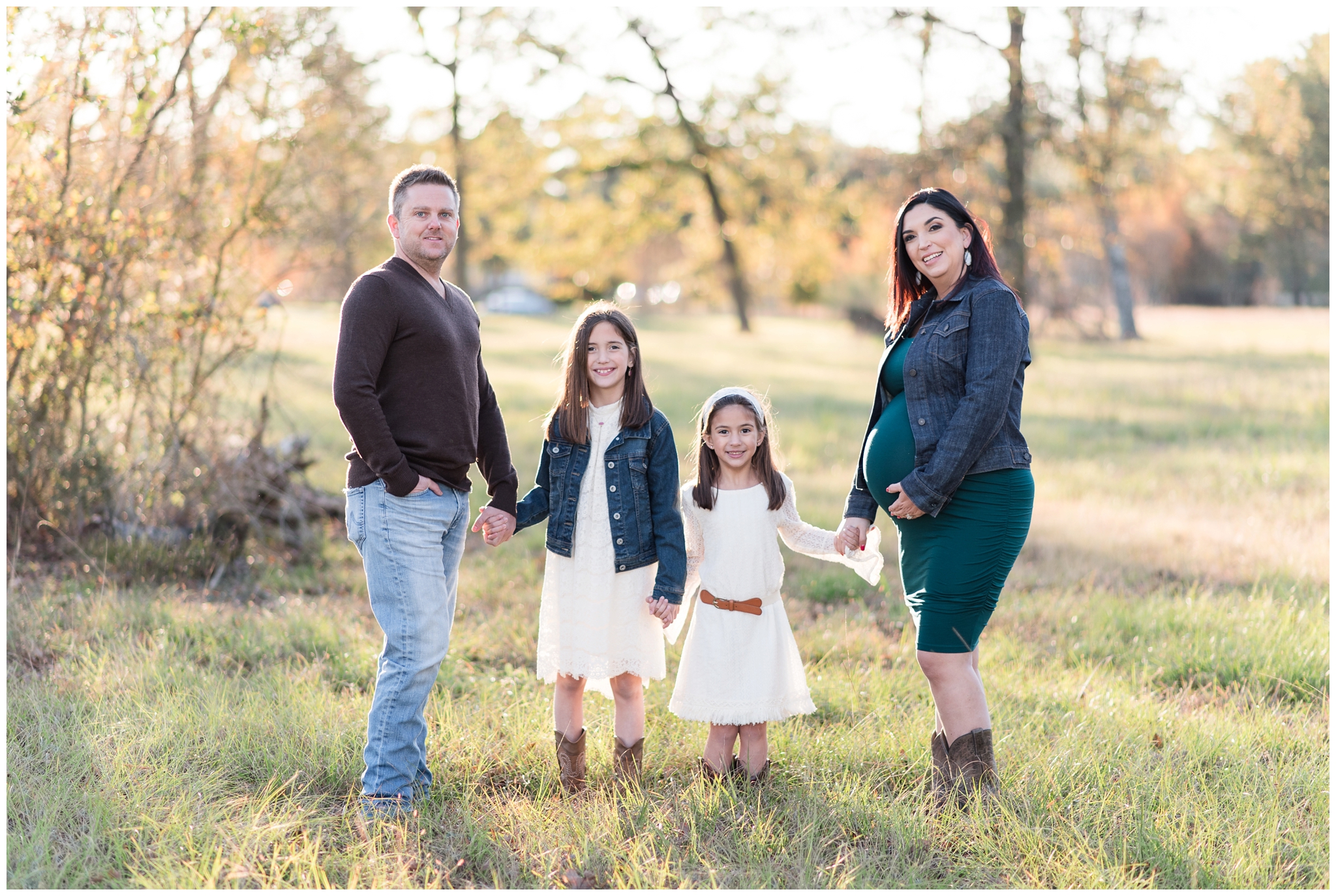 Kingwood family photographer - fall maternity portrait session for Little Ones client in Kingwood